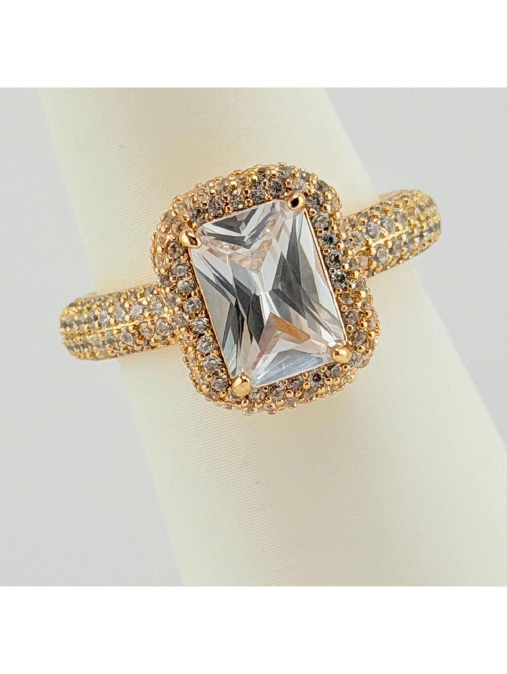 Bomb Party Ring “ Perfectly Mine” Clear CZ on Yellow Gold Size 9 RG61803 Pave